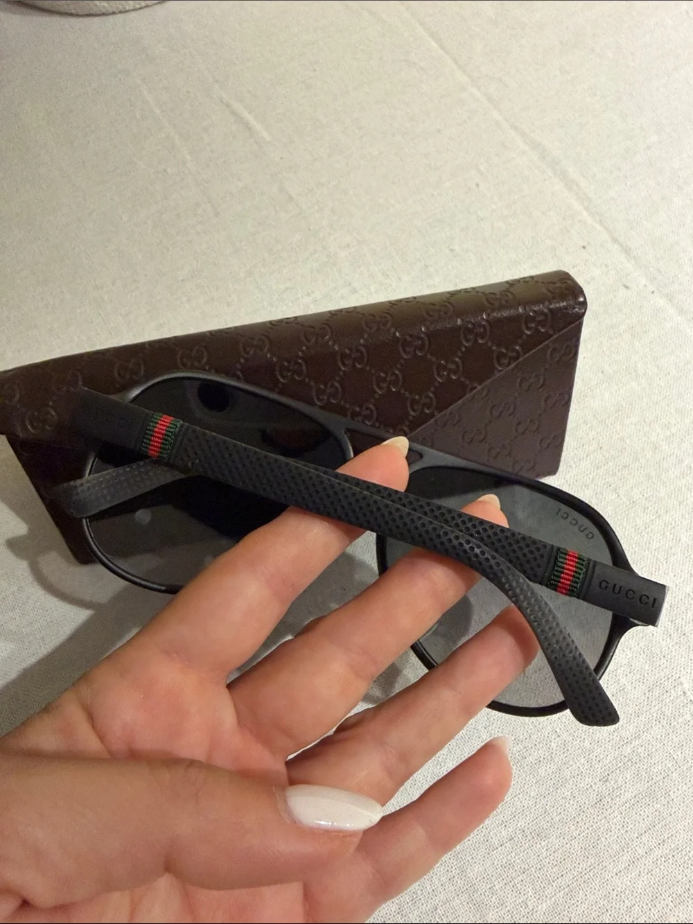 Gucci Unisex Black Aviator Sunglasses with Smoke Lenses